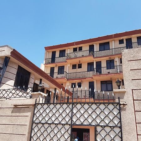 Kal Guest House Addis Abeba Exterior foto